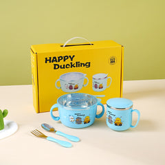 → Alt: Utensils included in the Children’s Tableware Set, safe for toddlers