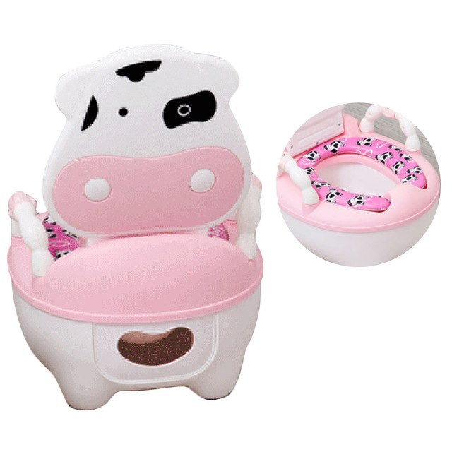 → Alt: Foldable Portable Baby Potty for travel and outdoor potty breaks