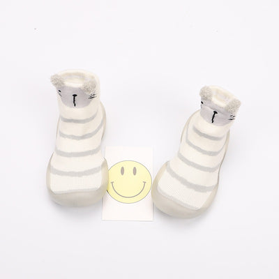 Close-up of Baby Cartoon Walking Shoes soft sole and anti-slip features