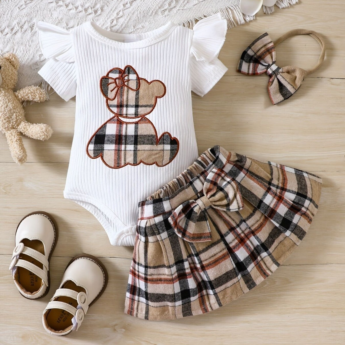 Stylish newborn baby girl summer style clothes for daily wear