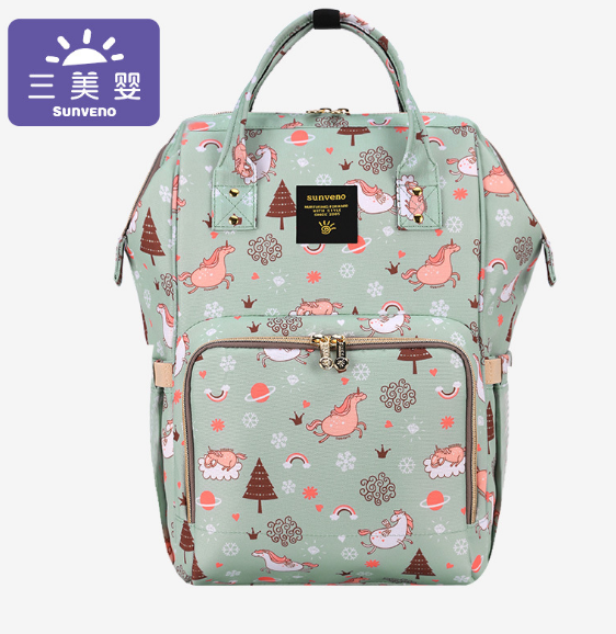 → Alt: Fully packed Maternity Diaper Bag with diapers, bottles, and toys for daily use
