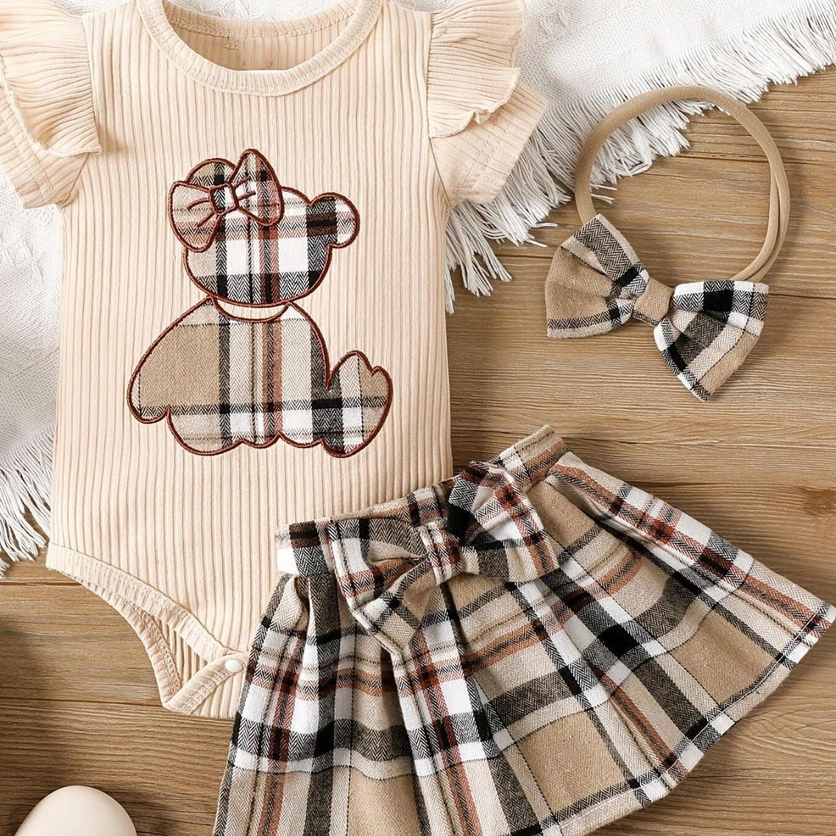 Newborn baby girl summer style – Comfortable and breathable outfit