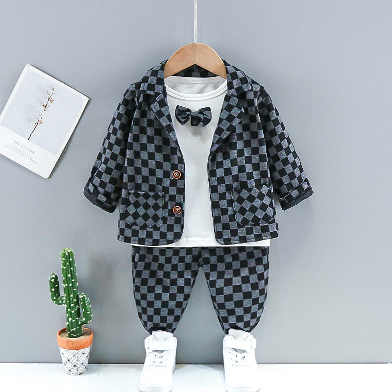 “Front view of Boys Spring and Autumn Suit in stylish Western design”