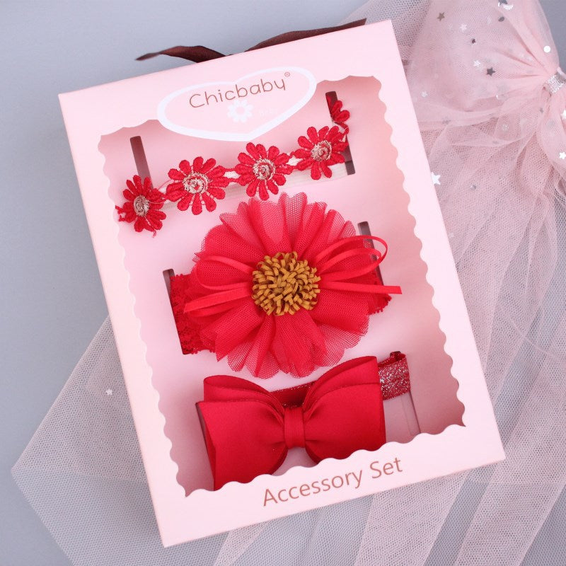 alt="Baby Hairband Gift Set with lace crown and decorative flowers"