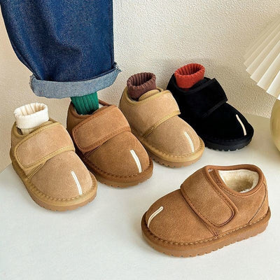 <img src="image2.jpg" alt="Cute Baby Cotton Shoes Autumn/Winter New, Perfect for Fall and Winter">